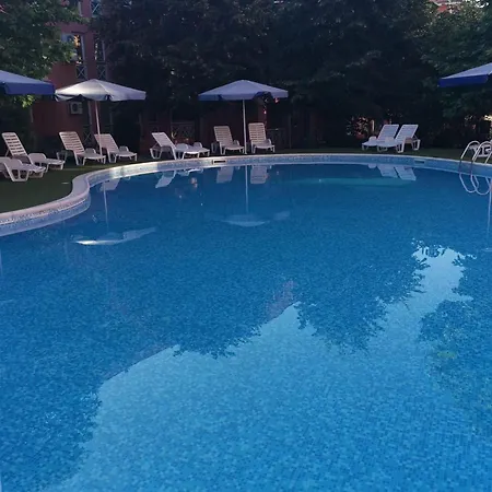 студио Sunny Day 6 Sunny