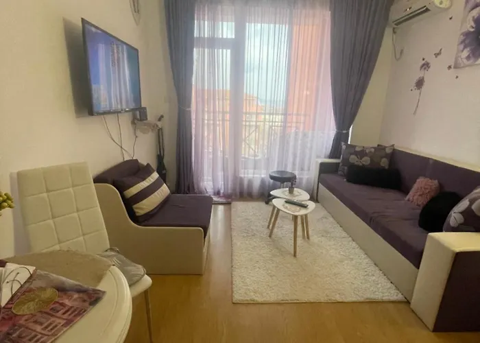 студио Sunny Day 6 Sunny